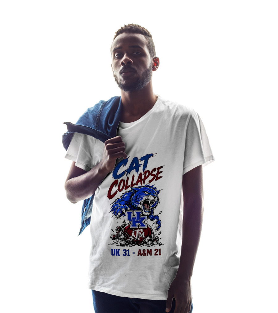 Cat Collapse UK Wildcats Crushing A&M Helmet UK 31 A&M 21 T-Shirt