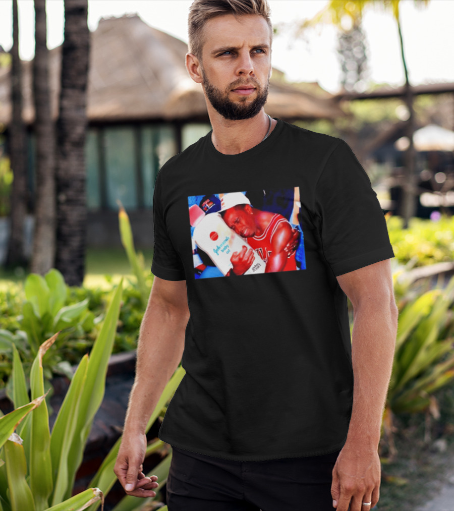 Sean Diddy Combs Johnson's Baby Oil Chicago Bulls Hugging Moment T-Shirt