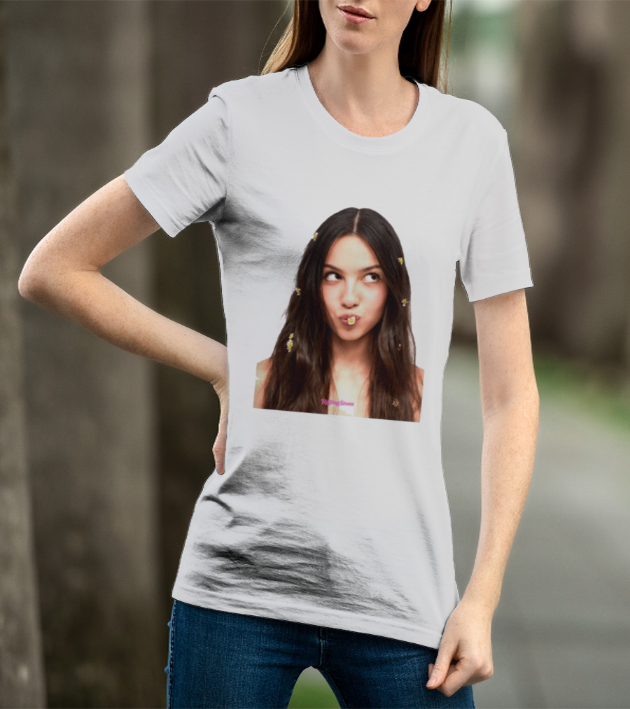 Olivia Rodrigo Rolling Stone Digital Exclusive Photo With Daisy Accents T-Shirt
