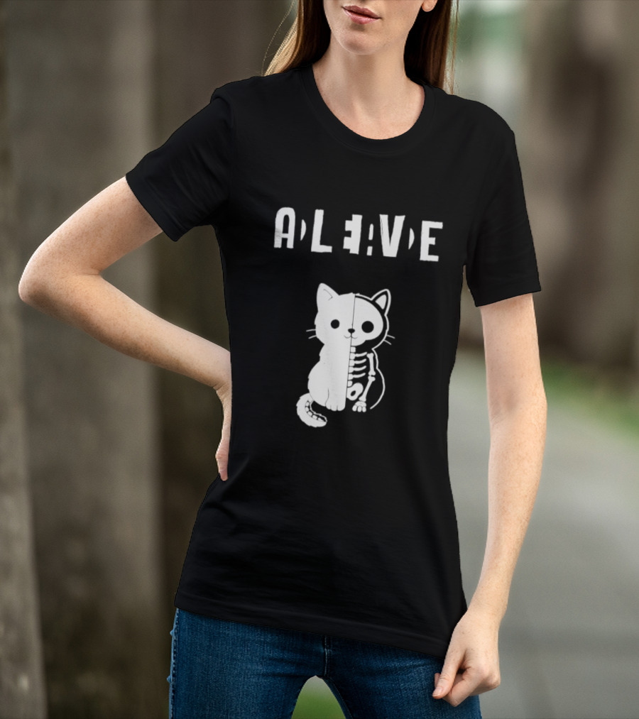 Alive Half Skeleton Cat Cute T-Shirt