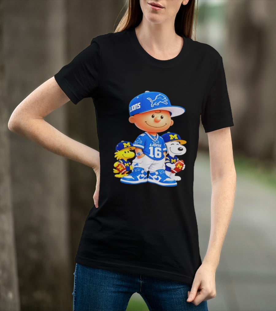 Charlie Brown Snoopy Woodstock Detroit Lions Michigan Wolverines Football Fan 16 T-Shirt