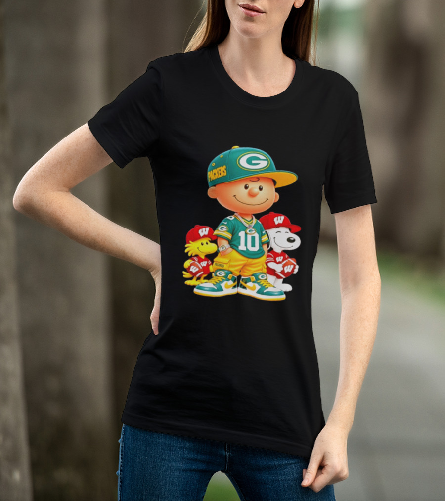 Charlie Brown Snoopy Woodstock Green Bay Packers Wisconsin Badgers Sports Fan Gear T-Shirt