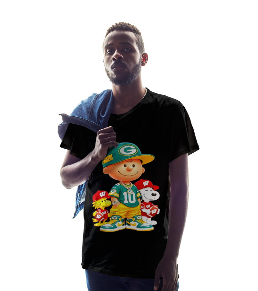 Charlie Brown Snoopy Woodstock Green Bay Packers Wisconsin Badgers Sports Fan Gear T-Shirt