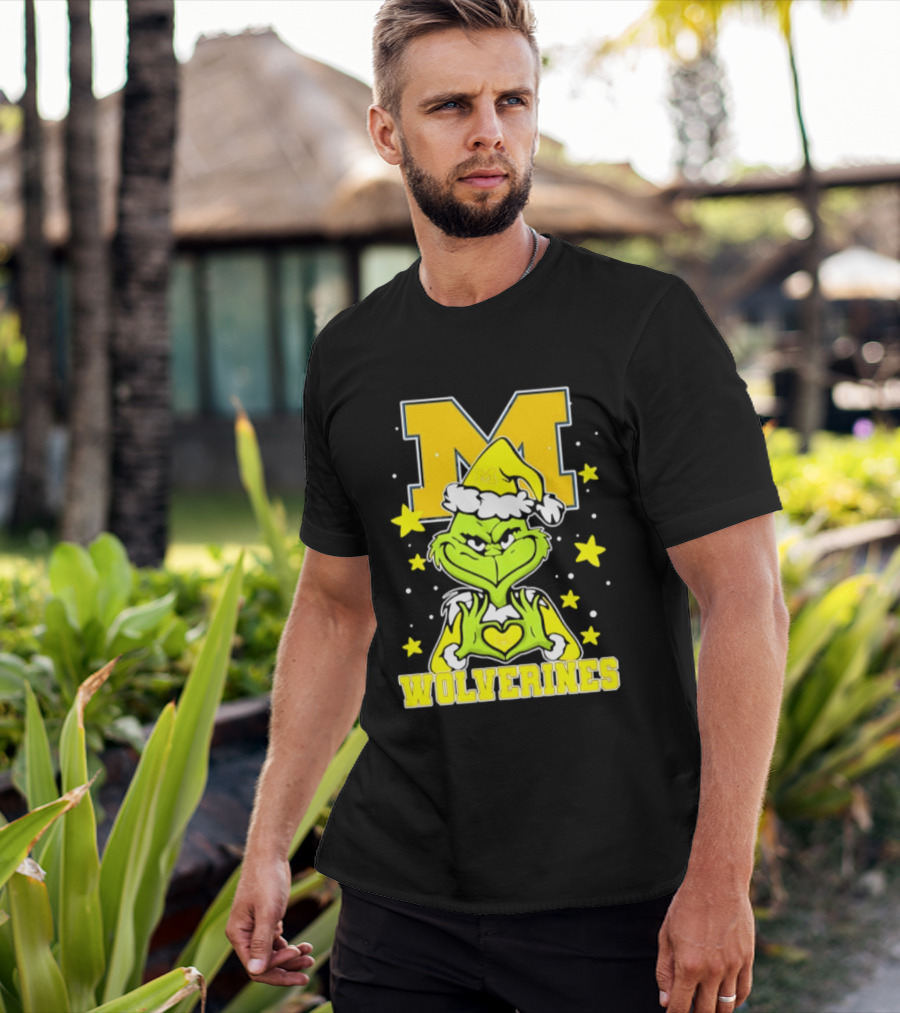 Michigan Wolverines Grinch Love Hands Christmas Football 2026 T-Shirt