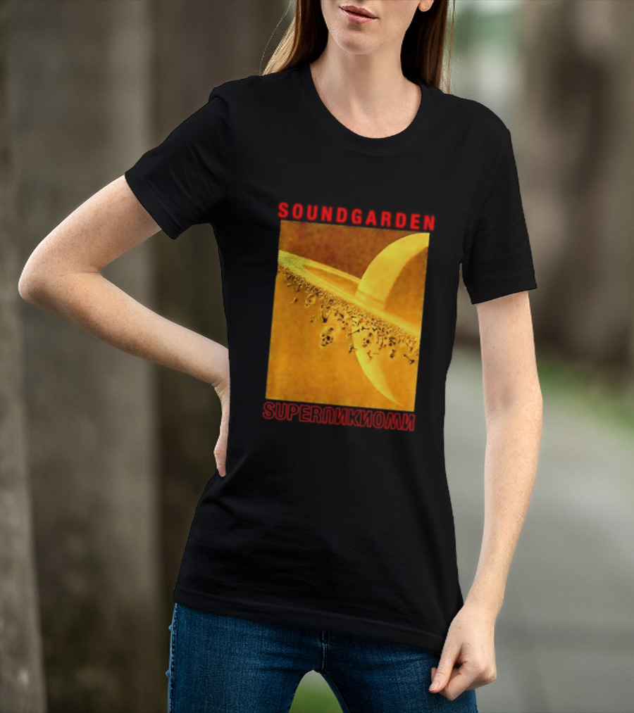 Soundgarden Superunknown Saturn Skulls Grunge Chris Cornell T-Shirt