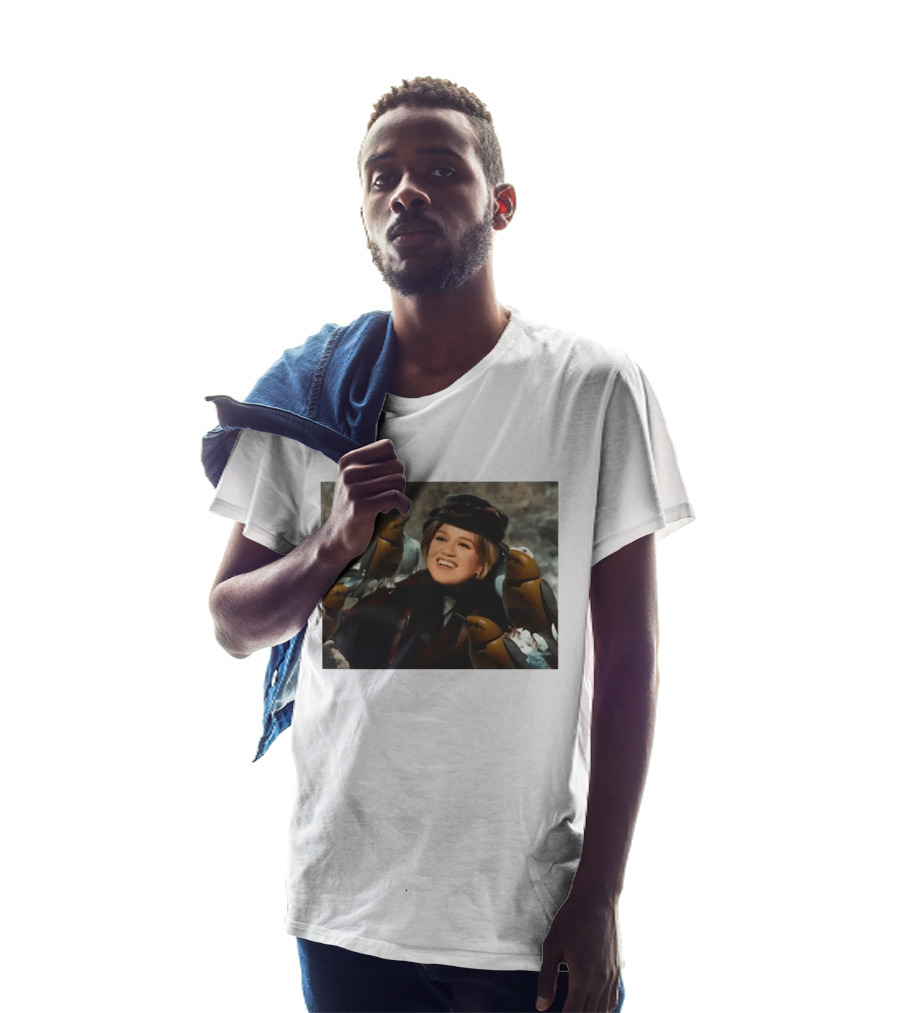 Kelly Clarkson With Birds Snow White T-Shirt