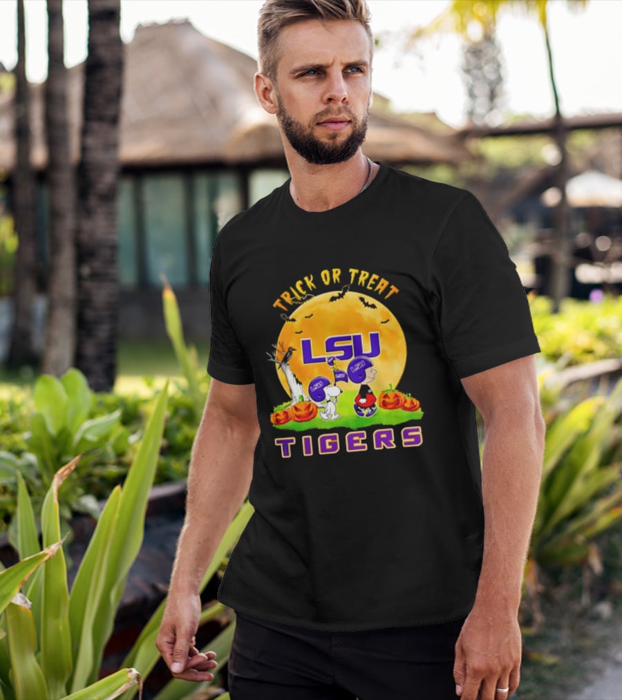 LSU Tigers Peanuts Trick Or Treat Halloween 2026 T-Shirt