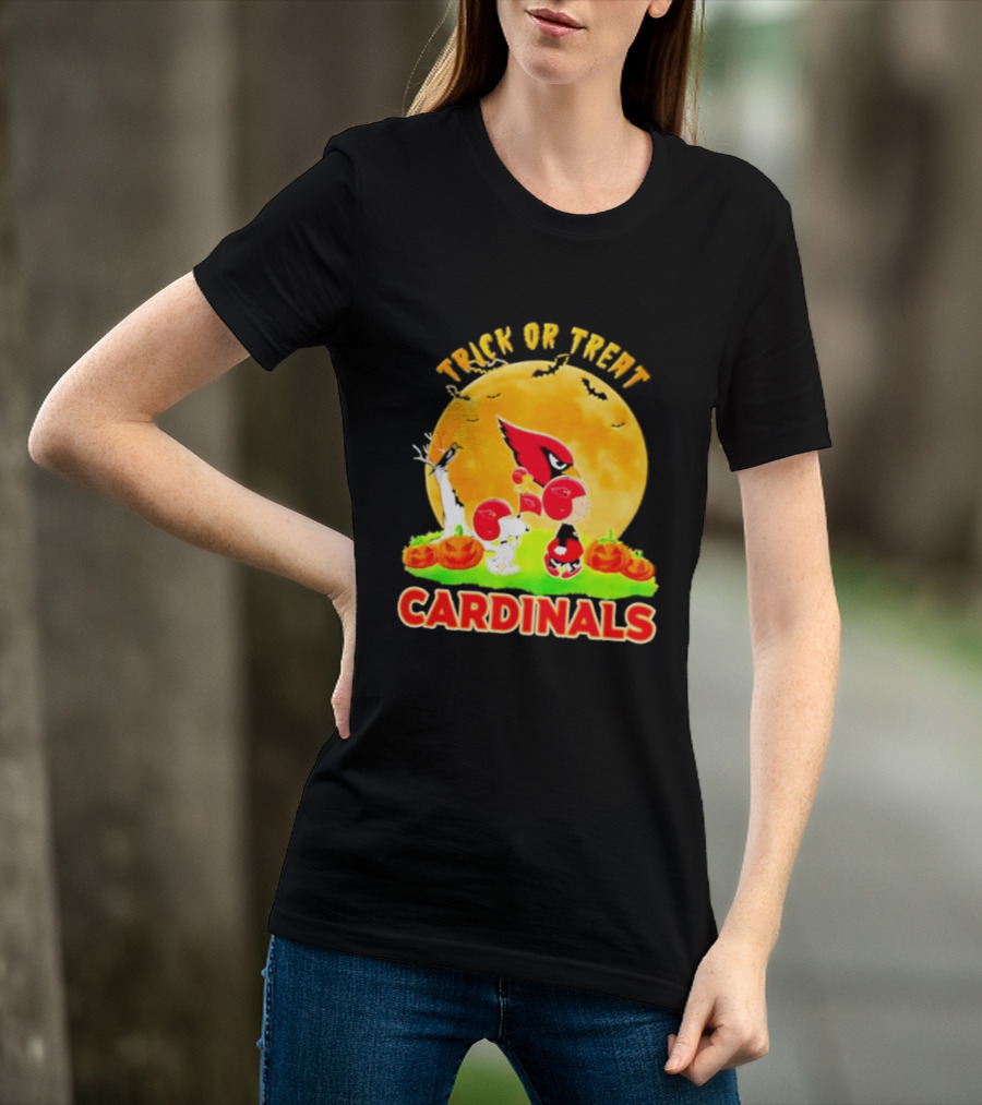 Arizona Cardinals Peanuts Trick Or Treat Halloween 2026 T-Shirt