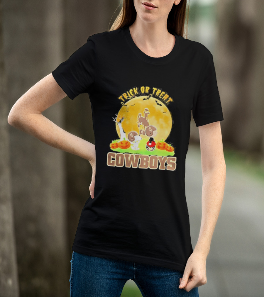 Wyoming Cowboys Peanuts Trick Or Treat Halloween Abbey Road 2026 T-Shirt