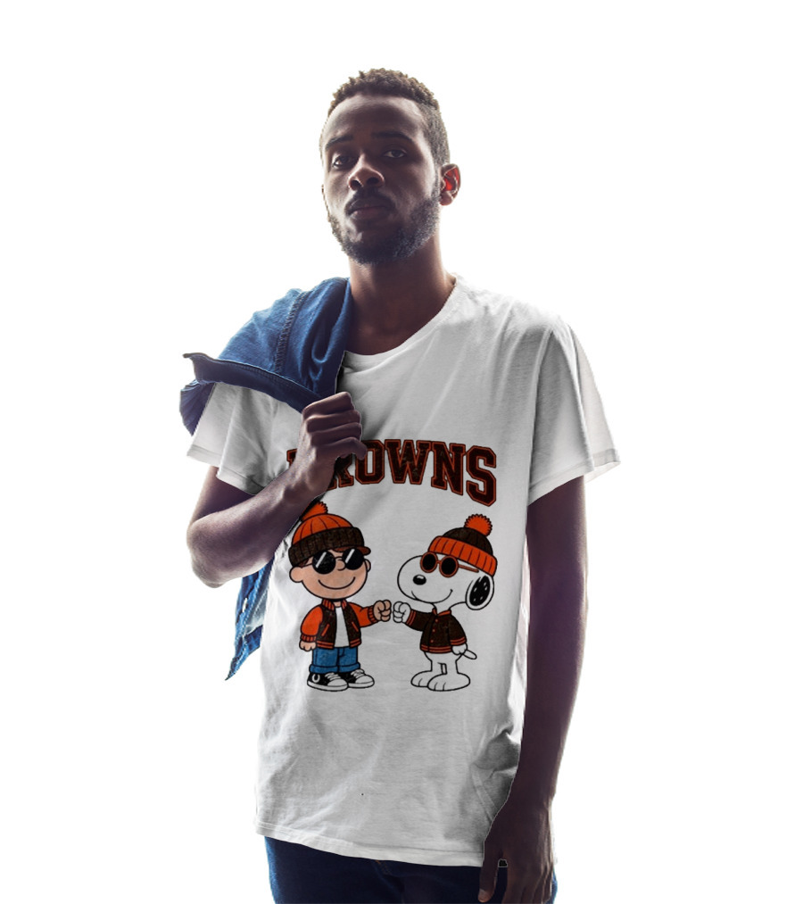 Browns Charlie Brown Snoopy NFL Football Team T-Shirt