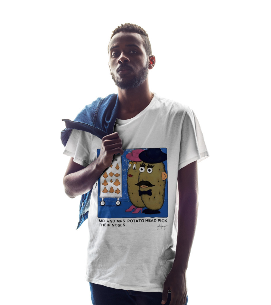 Mobile Pic A Nose Mr And Mrs Potato Head Pick Their Noses T-Shirt