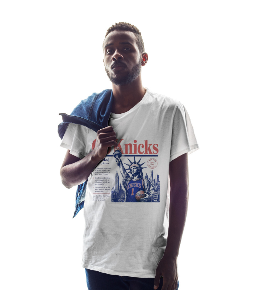 Go Knicks Statue Of Liberty Holding Basketball In New York T-Shirt