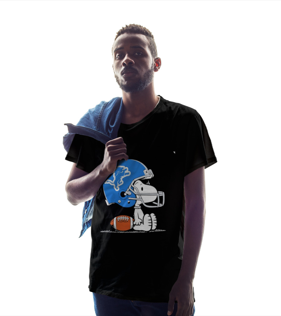 Snoopy Detroit Lions Football Helmet Collaboration NFL Peanuts T-Shirt