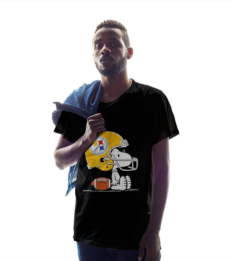 Snoopy Pittsburgh Steelers Helmet Football T-Shirt