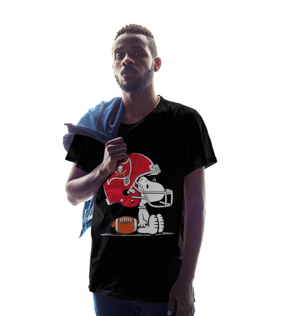 Snoopy Tampa Bay Buccaneers Football Helmet Peanuts Crossover NFL Collaboration T-Shirt