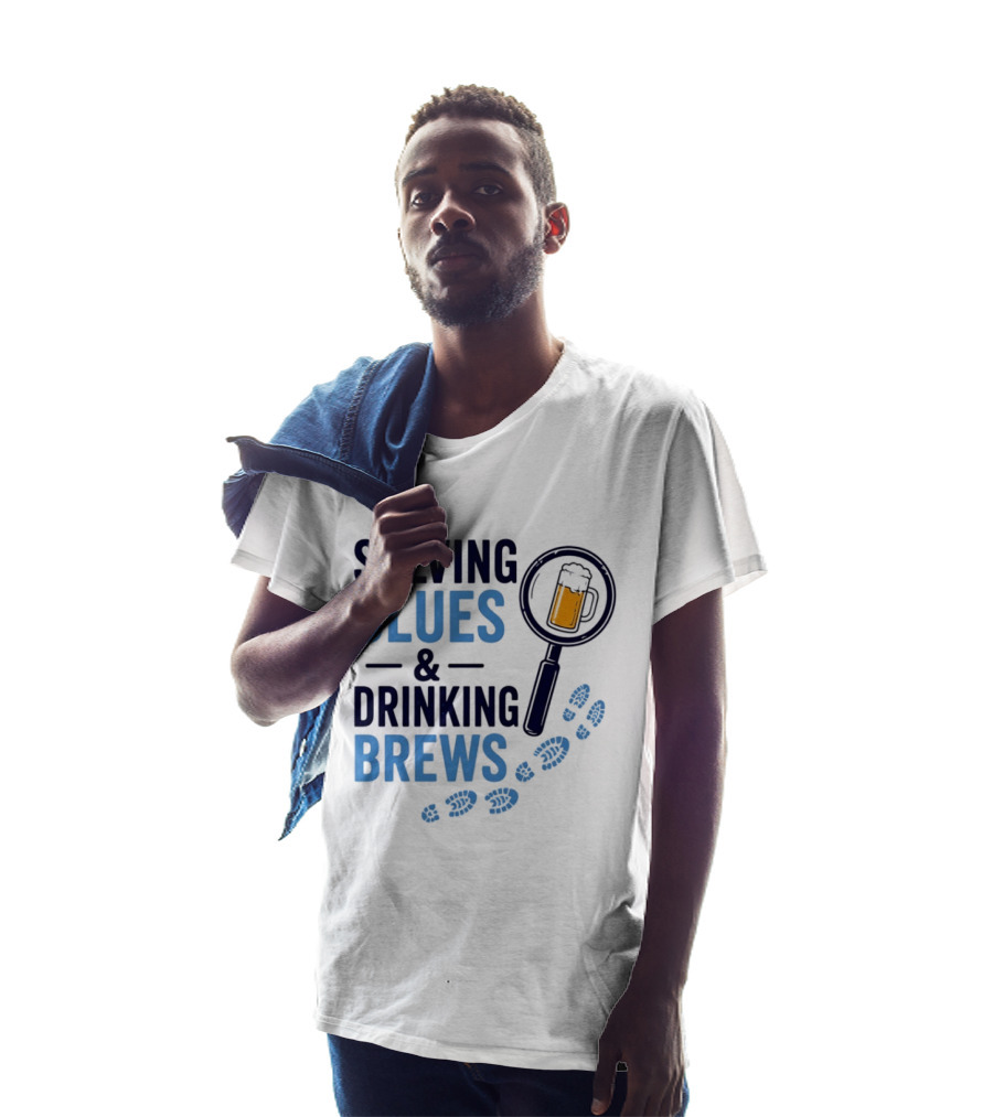 Solving Clues & Drinking Brews Magnifying Glass Beer Footprints T-Shirt