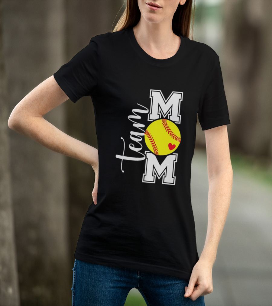 Team Mom Softball Yellow Heart Ball T-Shirt