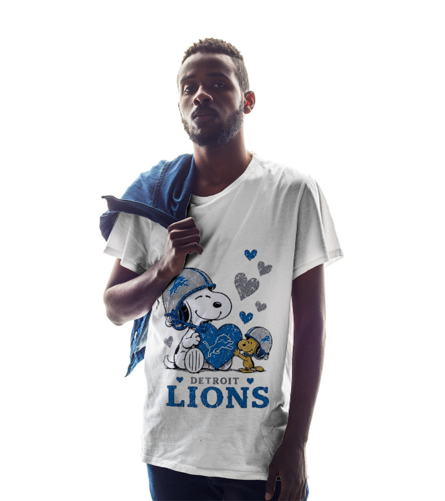 Detroit Lions Peanuts Snoopy Woodstock Heart Helmets Love T-Shirt