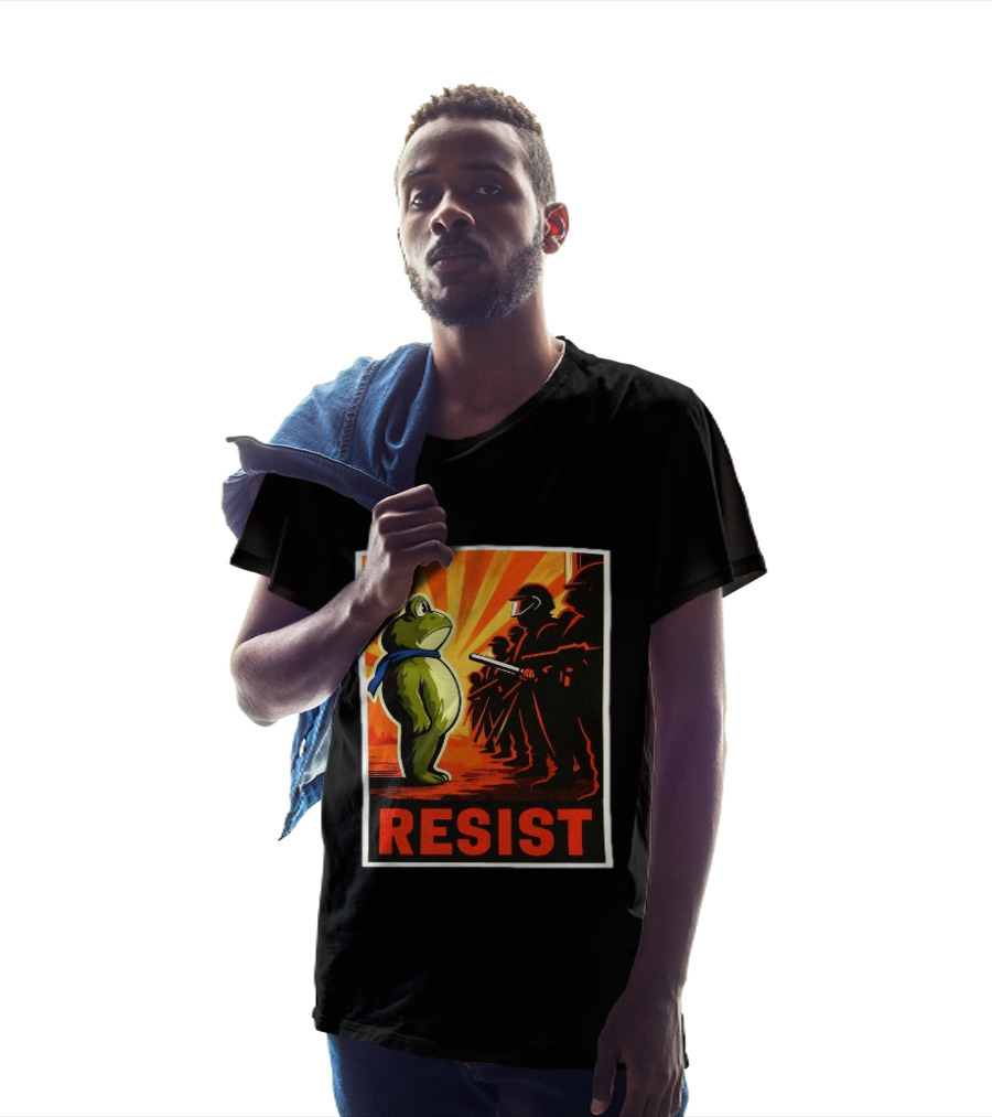 Resist Portland Frog 2025 Anti Fascism Protest Art With Frog And Riot Police T-Shirt