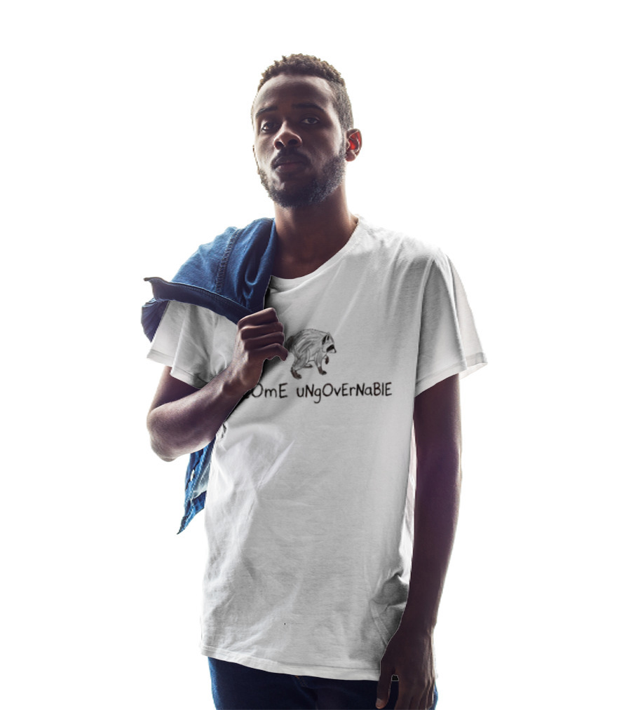 BEcOmE UNgOvErNaBle Bear T-Shirt