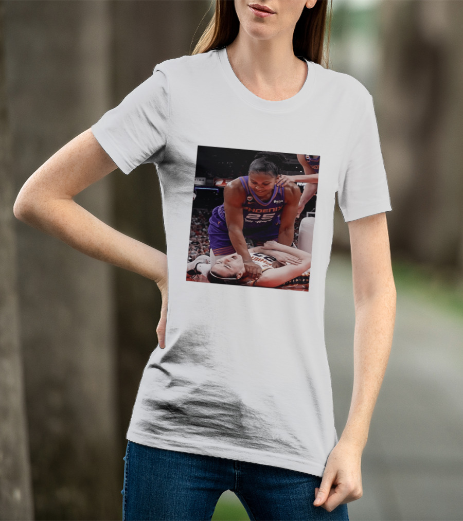Brittney Griner Phoenix Mercury Caitlin Clark Indiana Fever NBA WNBA Crossover Moment T-Shirt