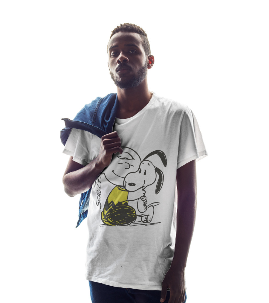 Schulz Charlie Brown Snoopy Hugging Classic Peanuts Friendship T-Shirt