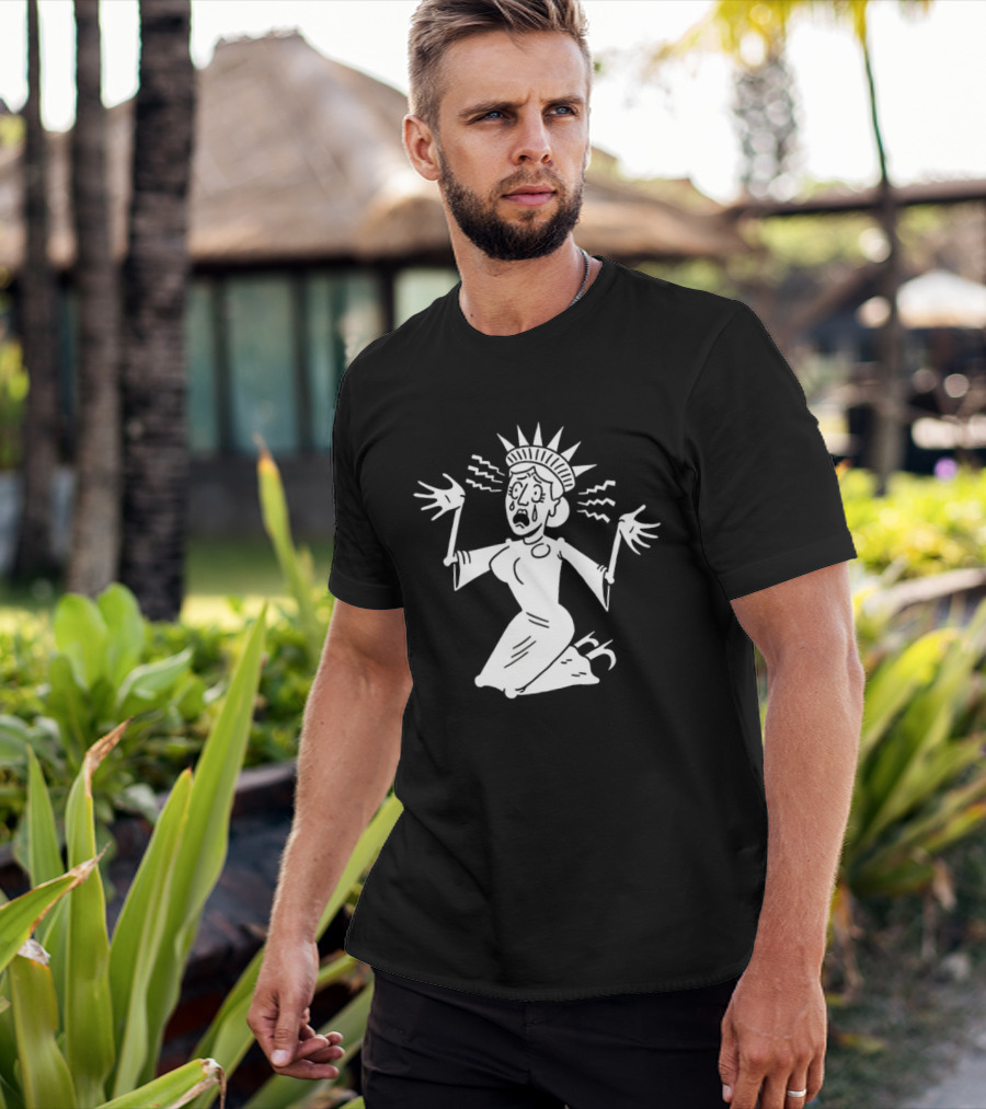 Lady Liberty Patriotic Panic Cartoon Sketch Yankee Doodle Distress T-Shirt