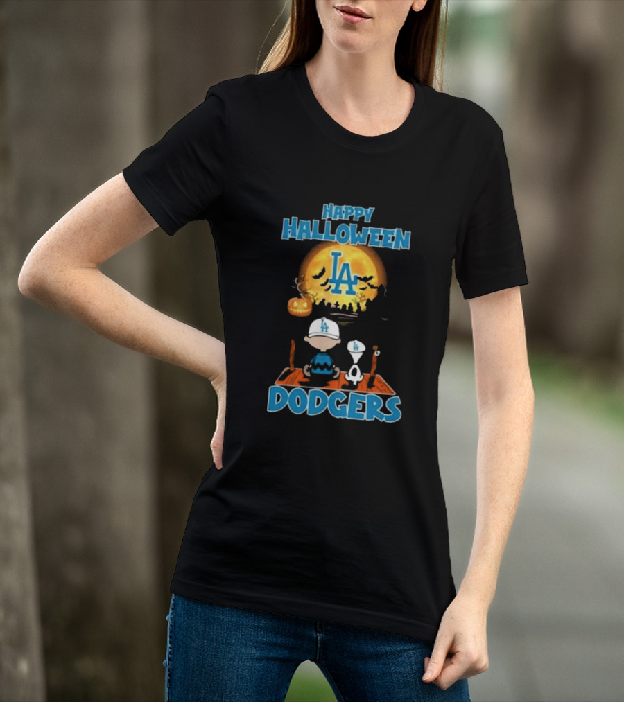 Happy Halloween Los Angeles Dodgers Peanuts Snoopy Charlie Brown T-Shirt