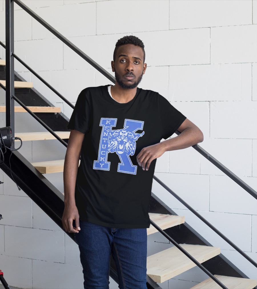 Kentucky Wildcats NCAA Distressed Block Letter K Wildcats Head T-Shirt