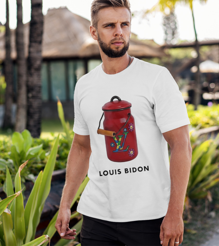 Louis Bidon Milk Jug Red Enamel Rainbow Monogram Flowers T-Shirt