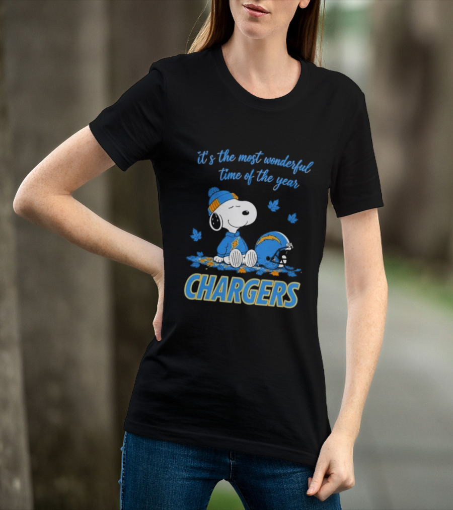 It's The Most Wonderful Time Of The Year Los Angeles Chargers Snoopy Sitting Helmet Falling Leaves T-Shirt