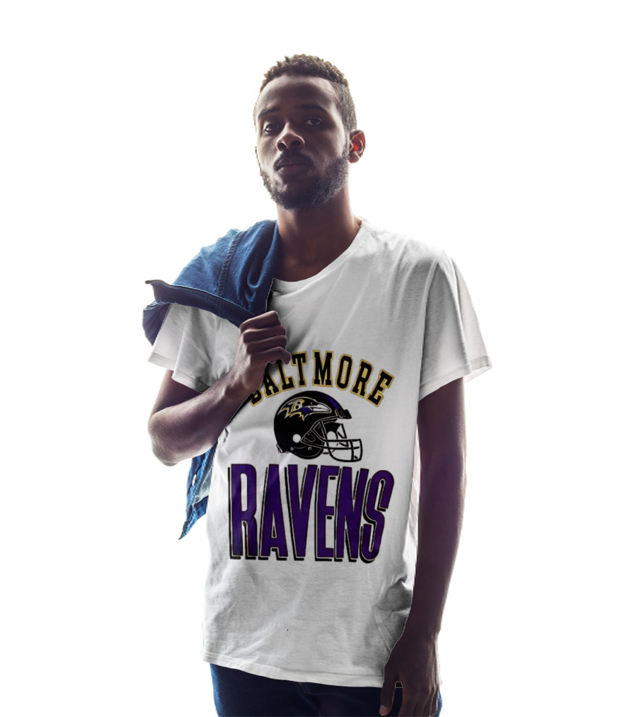 Baltimore Ravens Everyone Es Women's Sports Ravens Helmet T-Shirt