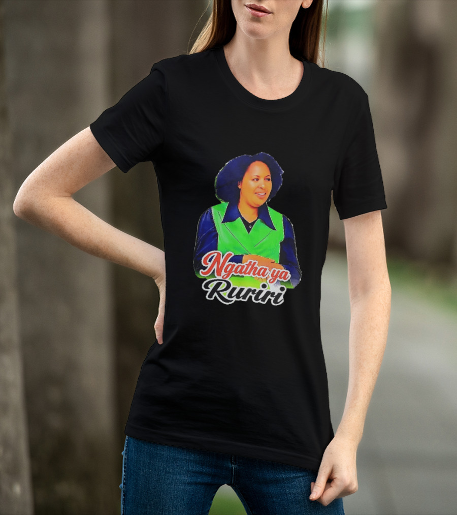 Ngatha Ya Ruriri Afro Woman In Green And Blue Outfit T-Shirt