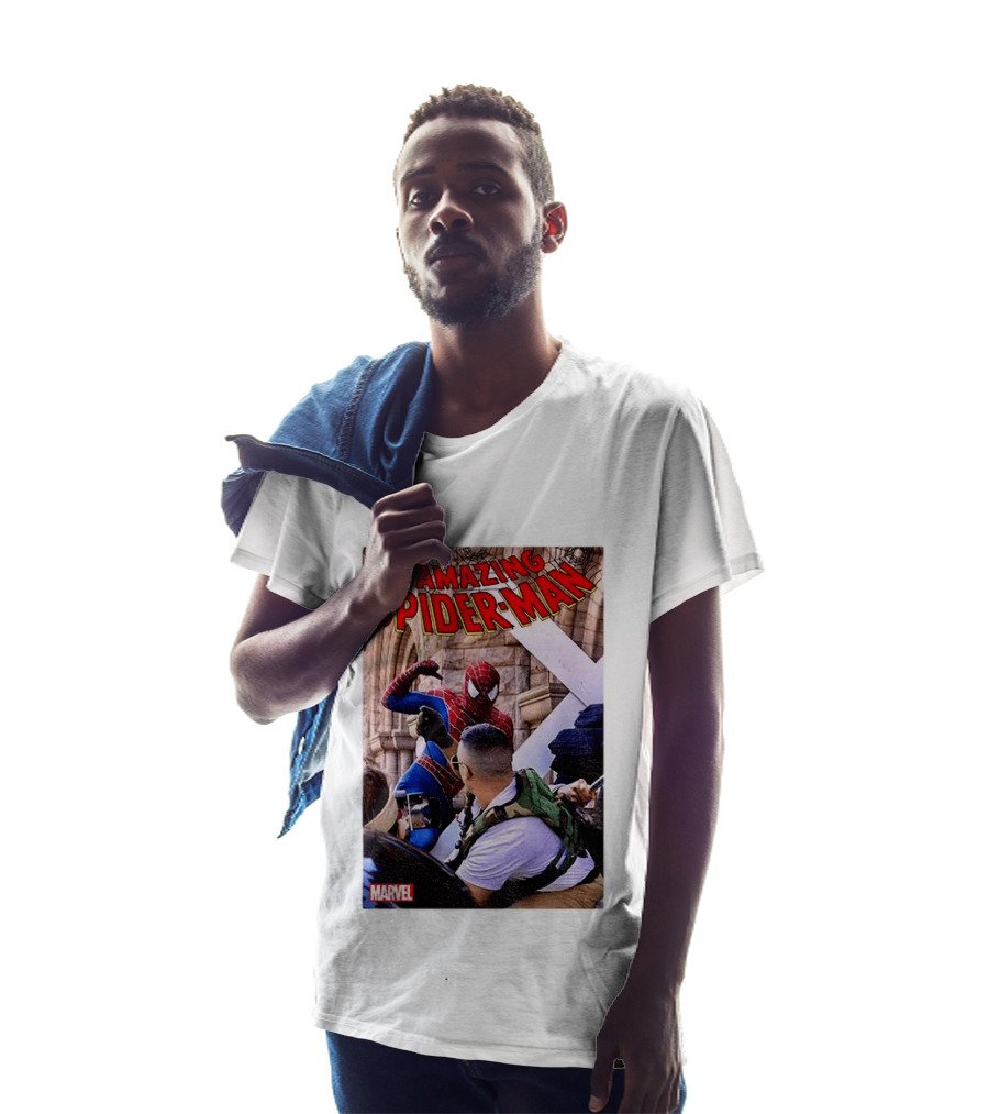 The Amazing Spider Man Marvel Comic Scene T-Shirt