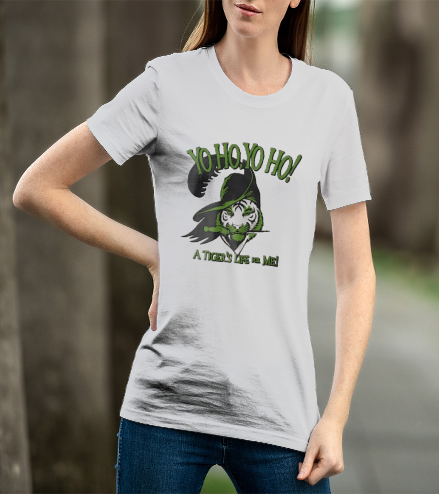 Yo Ho Yo Ho Pirate Tiger Winking Dagger A Tiger's Life For Me T-Shirt