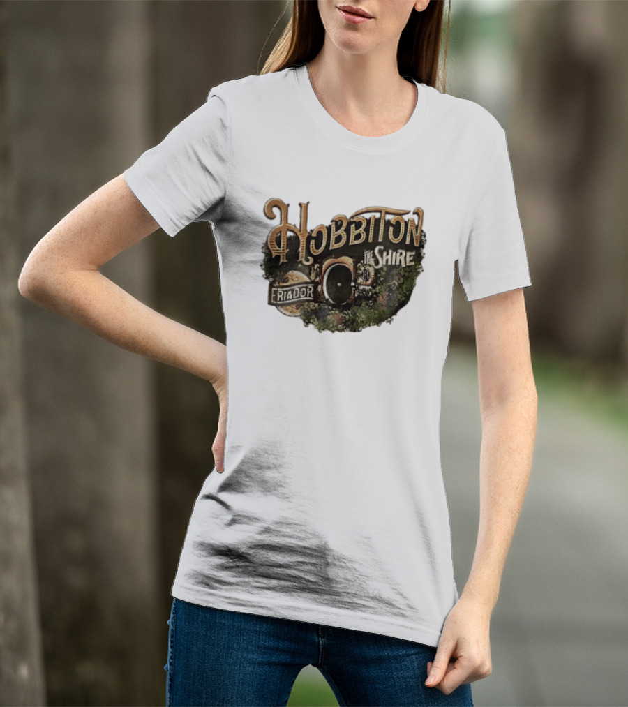 Hobbiton The Shire Eriador Green Hobbit Hole Door T-Shirt