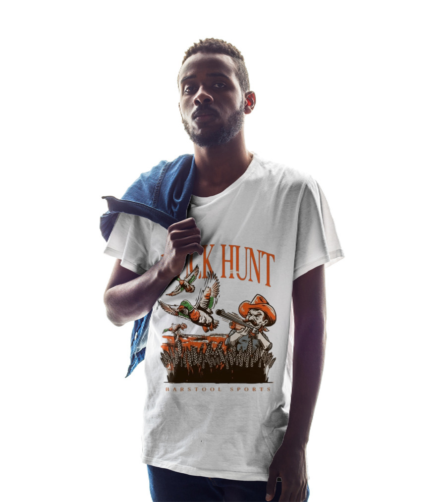 Duck Hunt Barstool Sports Vintage Hunting Scene T-Shirt