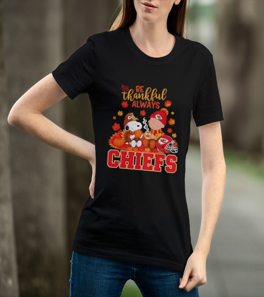 Be Thankful Always Snoopy Charlie Brown Chiefs Fall Leaves T-Shirt