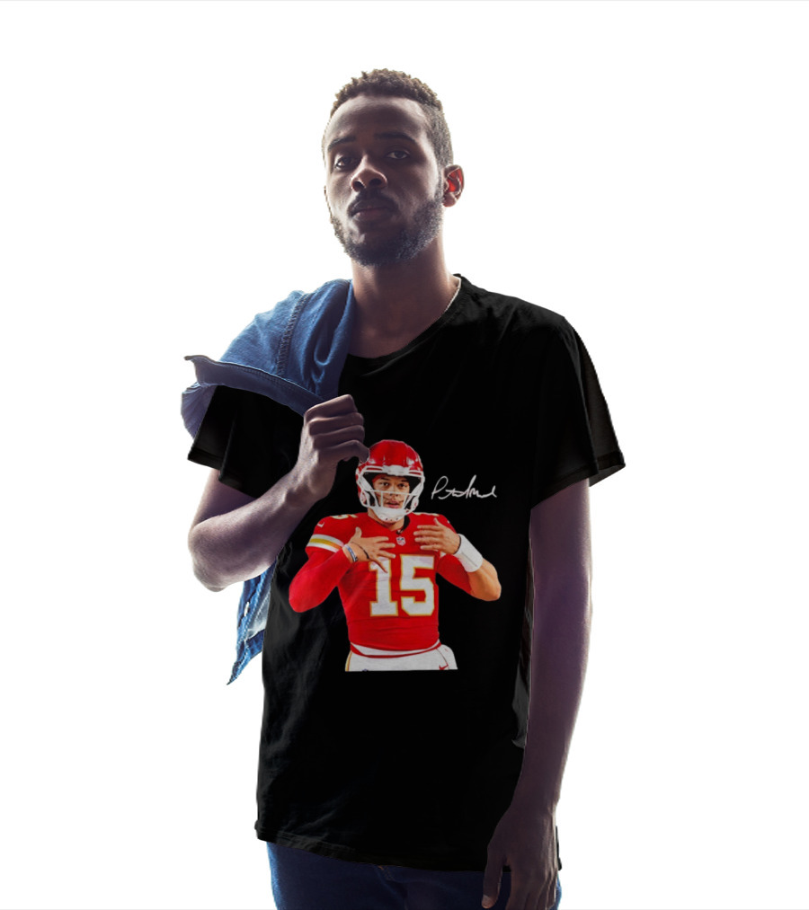 Patrick Mahomes Kansas City Chiefs Number 15 Autograph NFL Quarterback T-Shirt