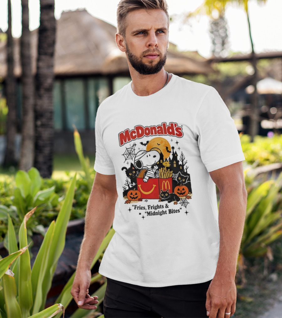 Snoopy McDonald's Halloween Fires Frights Midnight Bites Pumpkin Black Cat Moon T-Shirt