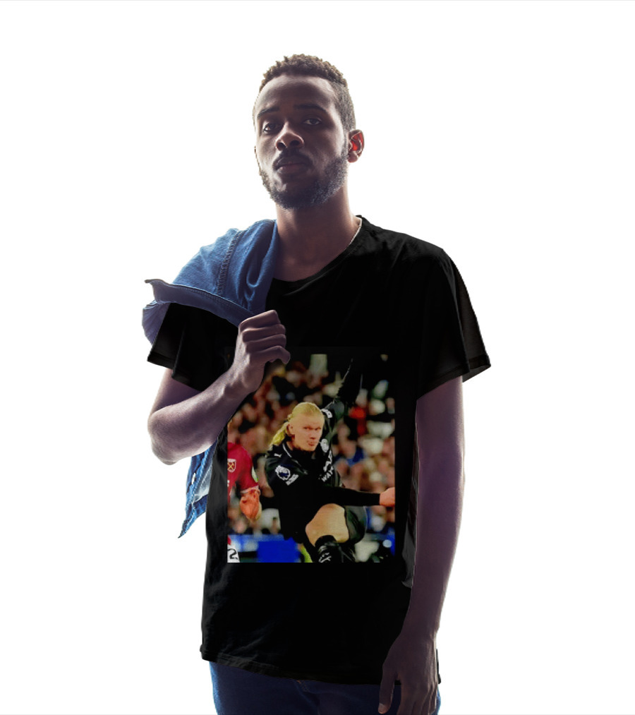Erling Haaland Manchester City Football Player In Action T-Shirt