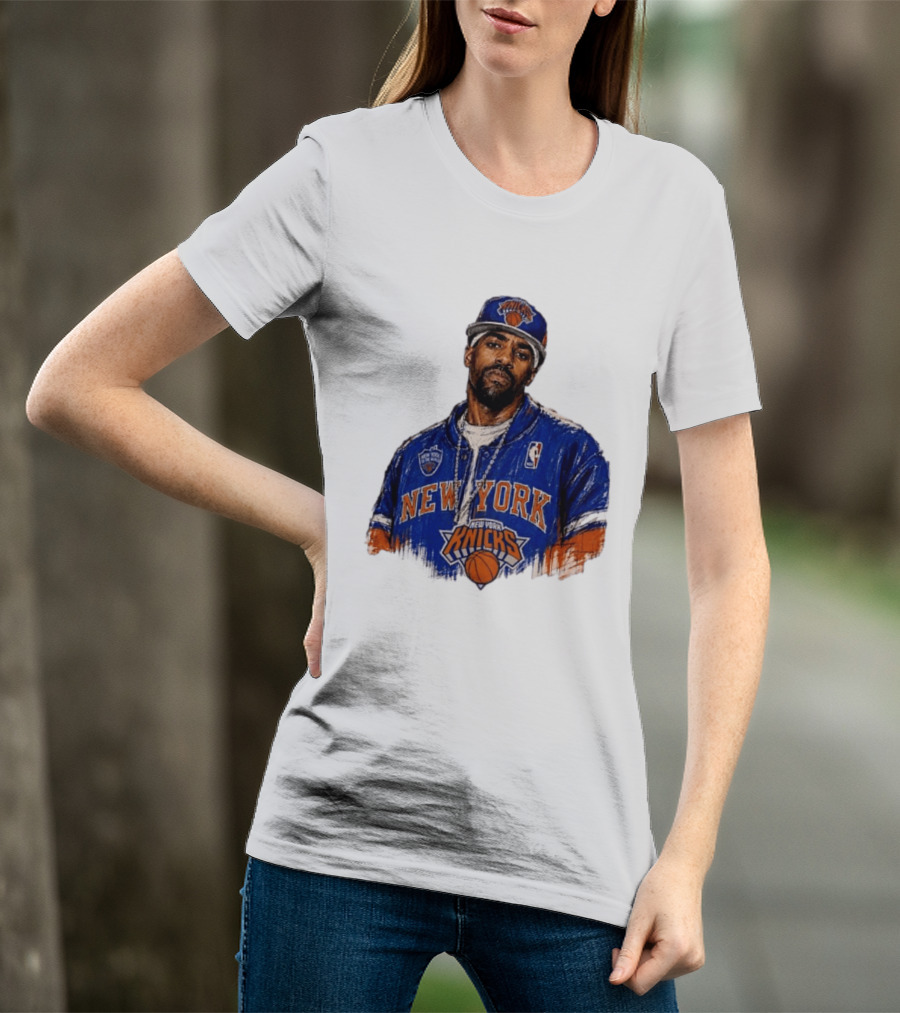 Kyrie Irving New York Knicks New Yorks Finest To The World Manhattan Knicks T-Shirt