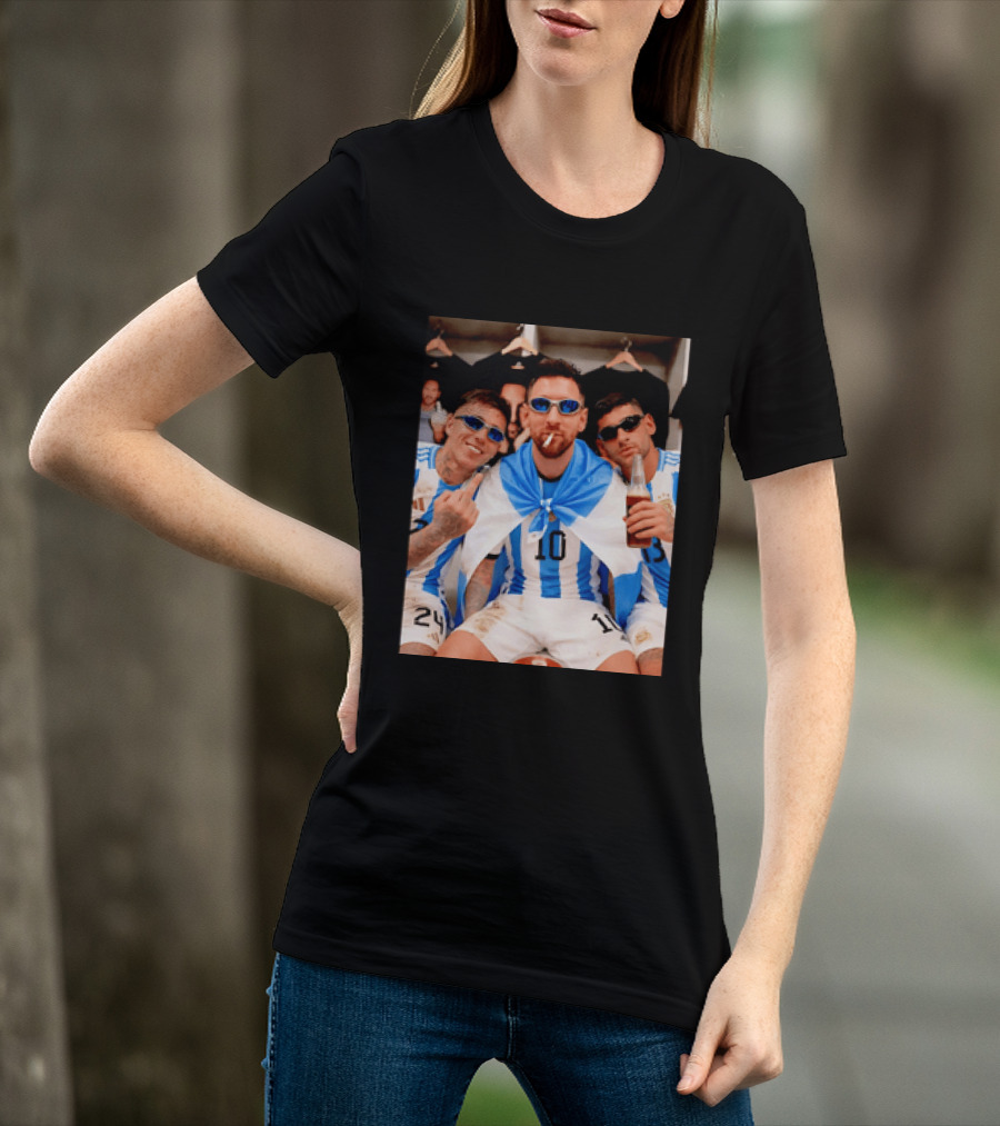 Argentina National Team Lionel Messi Enzo Fernandez Cristian Romero Celebration T-Shirt