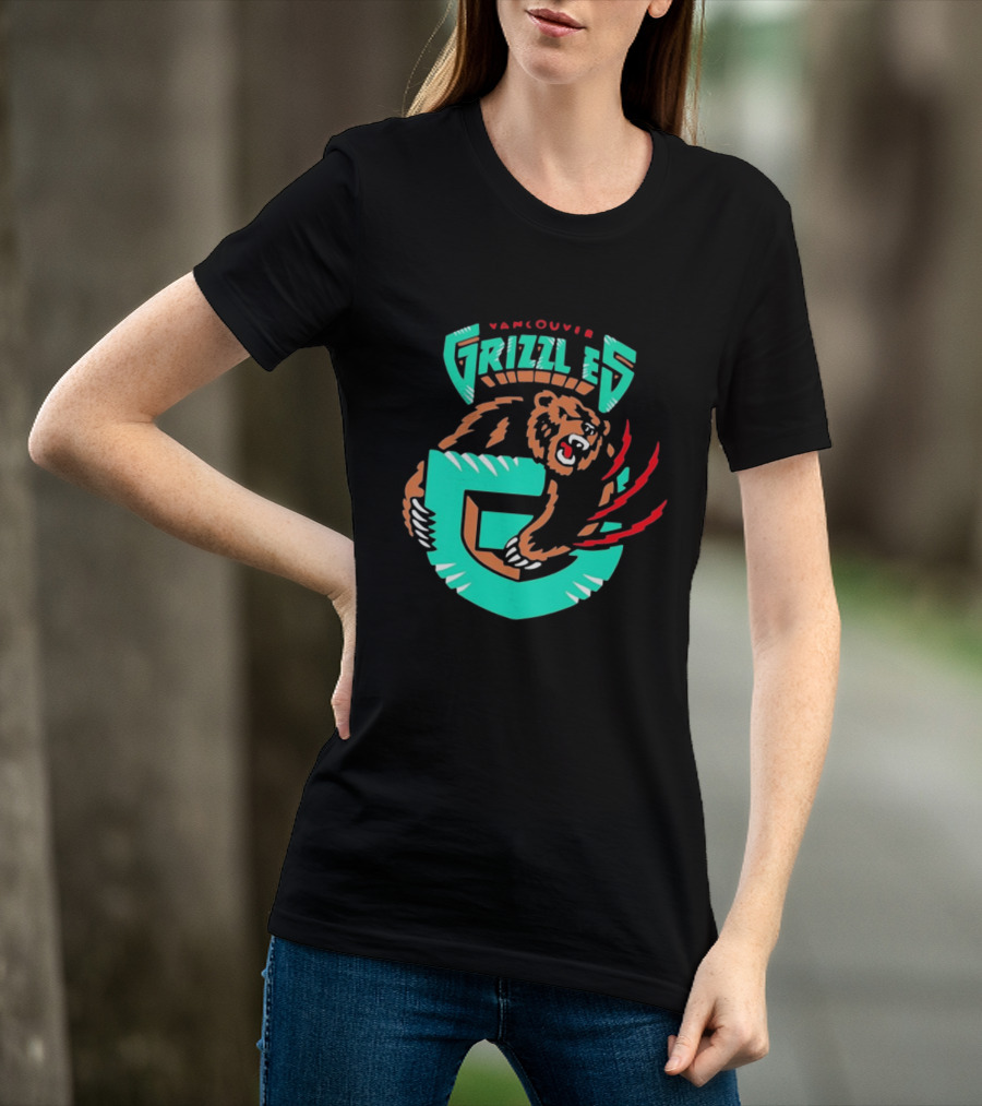 Vancouver Grizzlies Bear Claw Retro Sports Emblem Men's T-Shirt