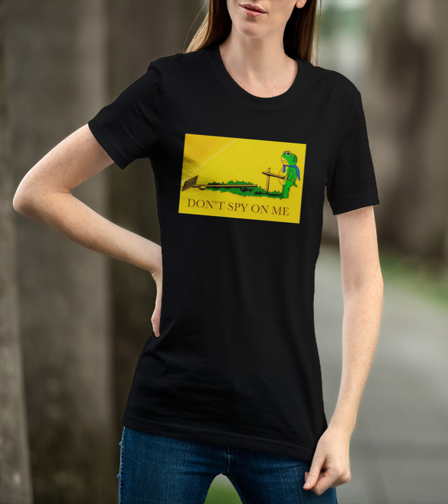 Portland Frog Don't Spy On Me Anti Flock Camera T-Shirt