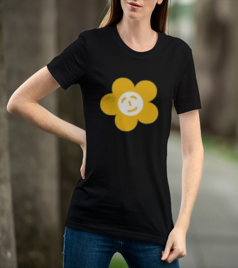 Paperboxmart Store Smiling Yellow Flower Face T-Shirt
