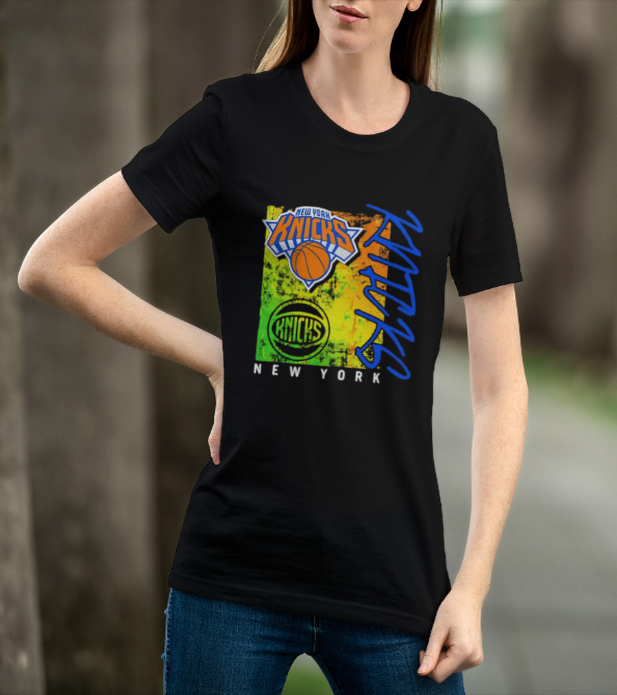 New York Knicks Distressed Basketball Retro Style NBA Fan Favorite T-Shirt
