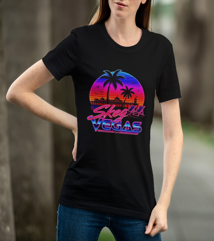 Skeg Vegas Beach Pier Sunset Skegness Retro Neon T-Shirt
