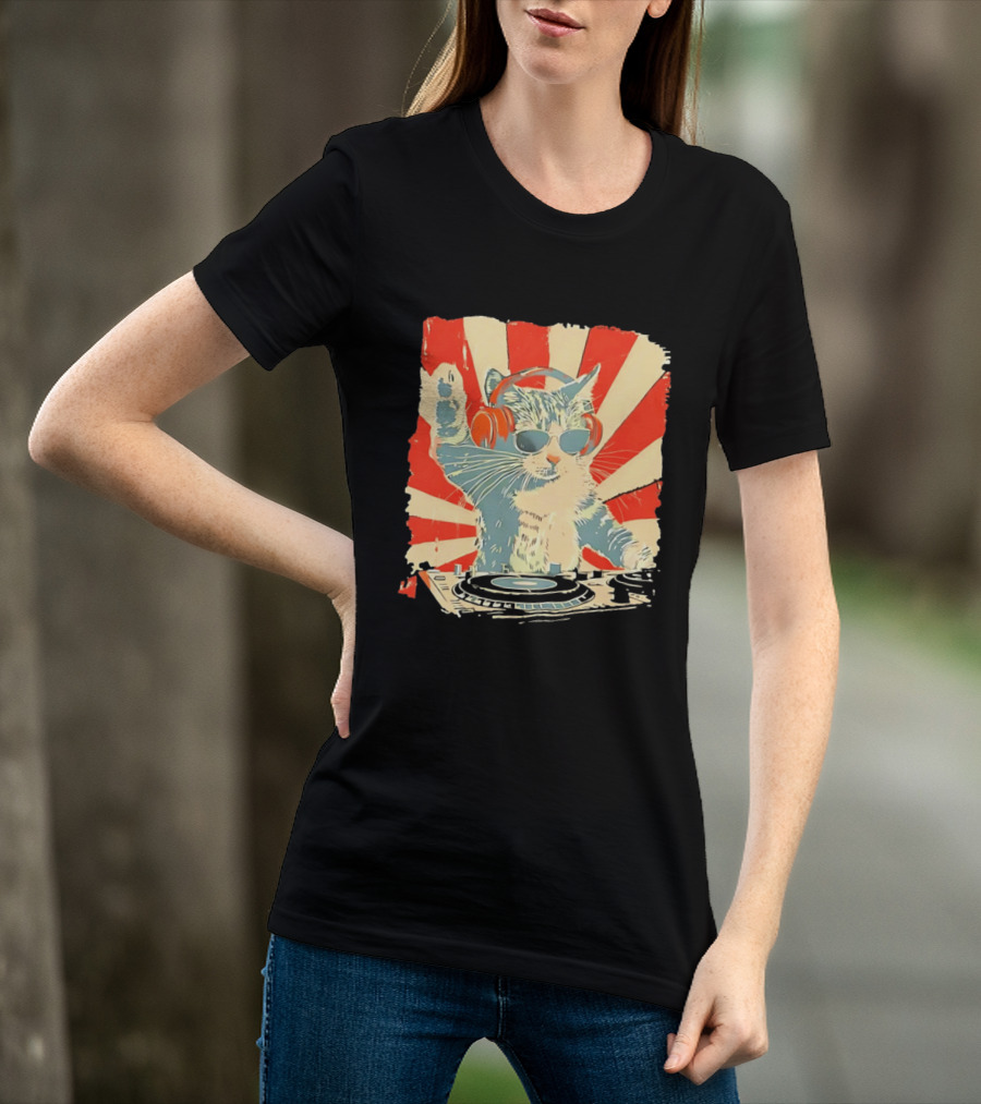 DJ Cat Headphones Sunglasses Retro Style Music Lover T-Shirt