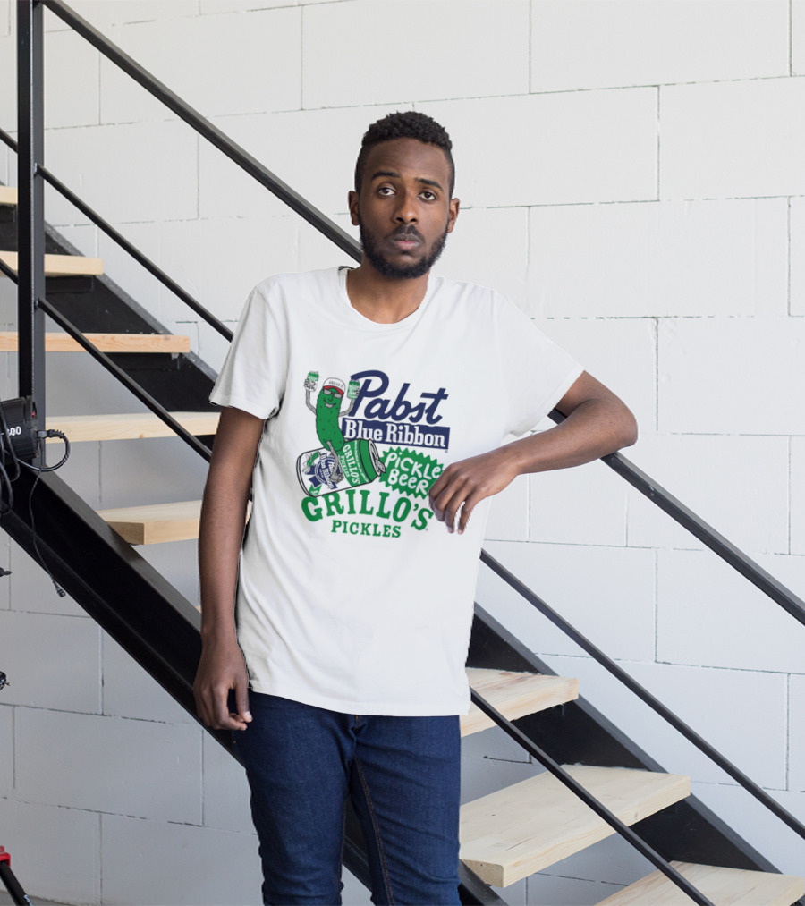 Pabst Blue Ribbon Grillo's Pickles Pickle Beer Festival 2023 T-Shirt